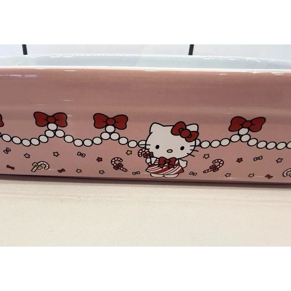 New Hello Kitty Christmas Ceramic‎ Dish Baking Dish Candy Cane  12